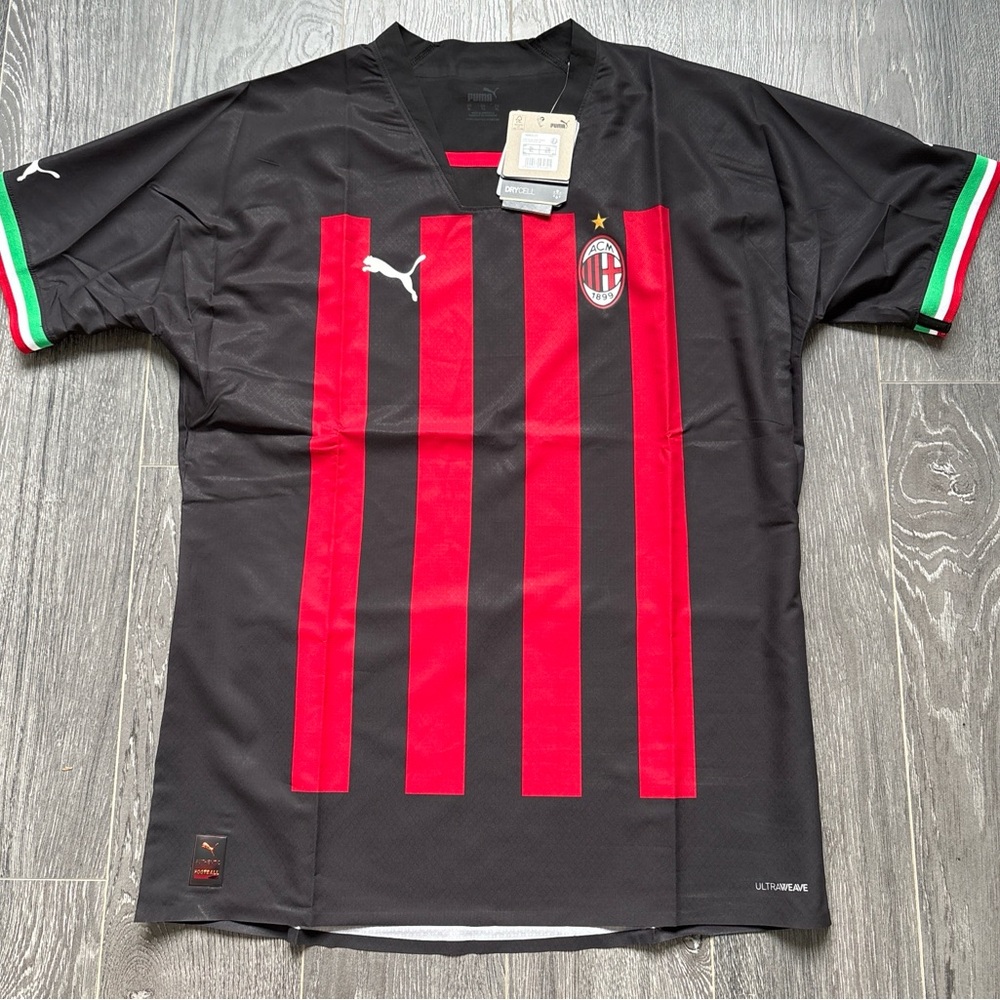 AC Milan Puma Home Jersey XL Black Red Soccer Shirt NWT DryCELL Ultraweave